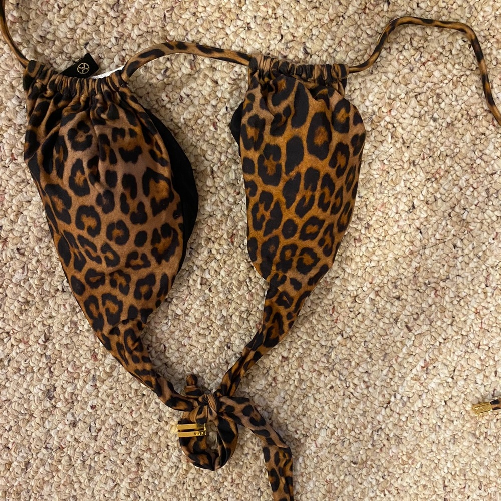 Leopard print bikini top